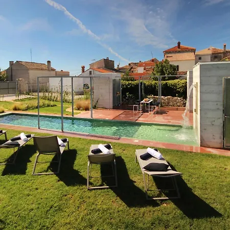 Palace Leonardelli, A Luxury Renovated Baroque Villa