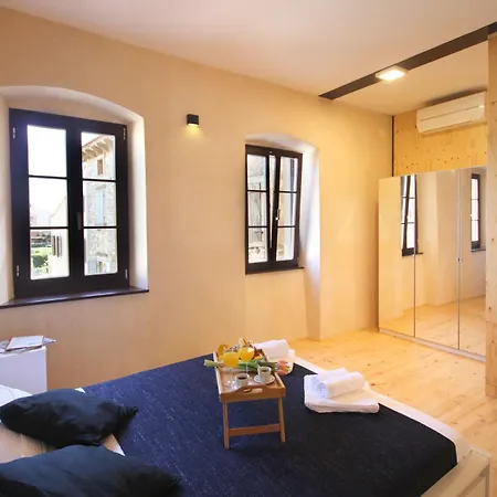 Palace Leonardelli, A Luxury Renovated Baroque *
