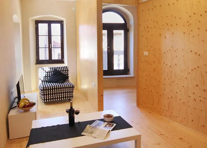 Palace Leonardelli, A Luxury Renovated Baroque *